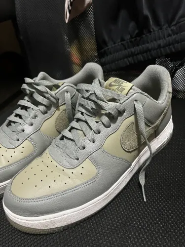 Tênis Nike Air Force 1 '07 LV8
