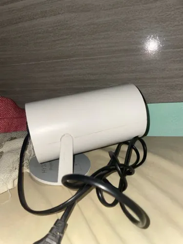 Projetor funcionando perfeitamente com controle