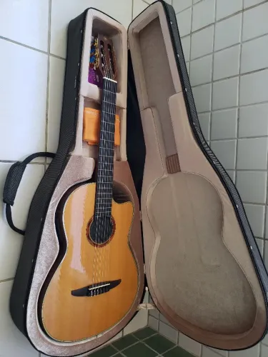 Violão Yamaha NCX1200R com Case