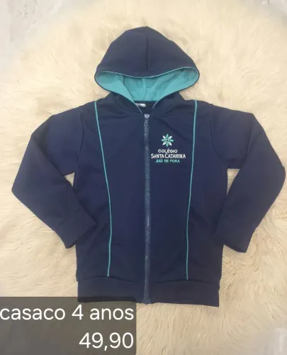 Uniforme do Colégio Santa Catarina, tamanho 4 e 8 anos.