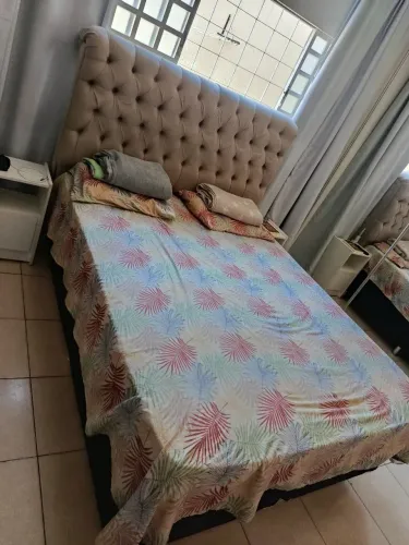 Cama Queen