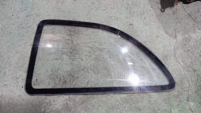 Vidro traseiro esquerdo Corsa Wind