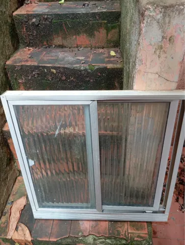 Janela de Vidro R$ 200