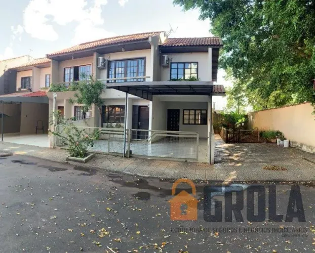 Sobrado para Venda em Campo Mourão, Jardim Flórida, 3 dormitórios, 1 suíte, 2 banheiros, 1