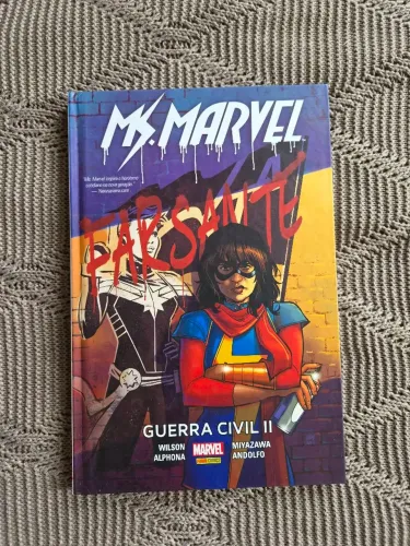 HQ quadrinho Ms. Marvel: Guerra Civil II
