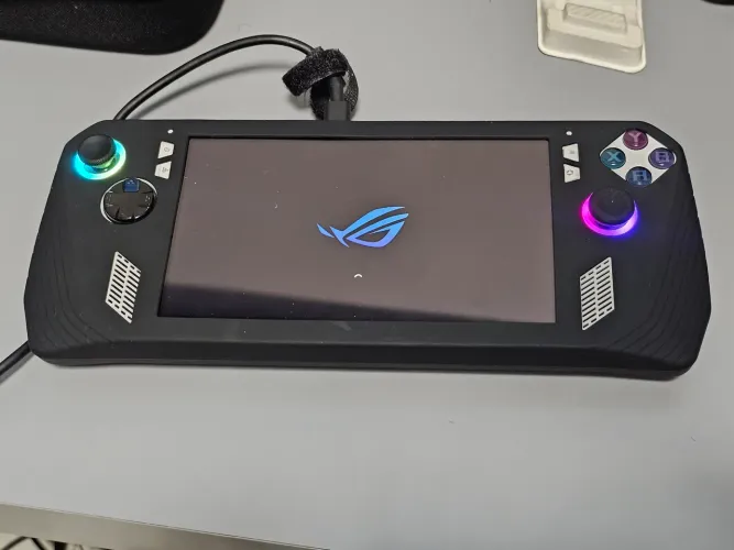 ASUS ROG ALLY Z1 EXTREME