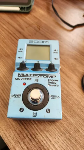 Zoom ms70 - ñ boss, valeton, hotone, line 6, pod, g1, g2, gt