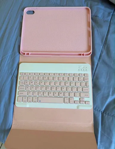 Capinha com teclado para IPad 11 A16