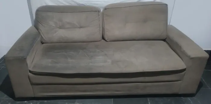 Sofa suede 3 lugares