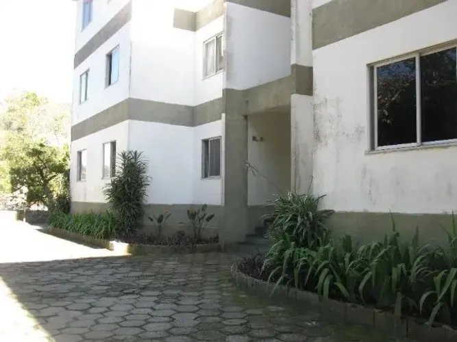 Aluga-se apartamento em Cascatinha