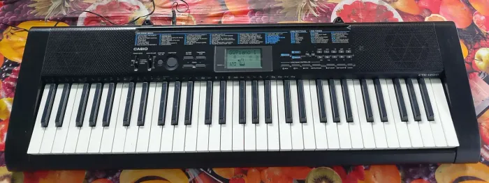 Teclado Casio ctk1200
