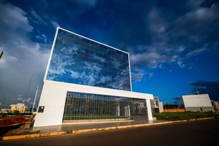 Casa com 10 Quarto(s) e 5 banheiro(s) para Alugar, 1232 m² por R$ 36000 / Mês