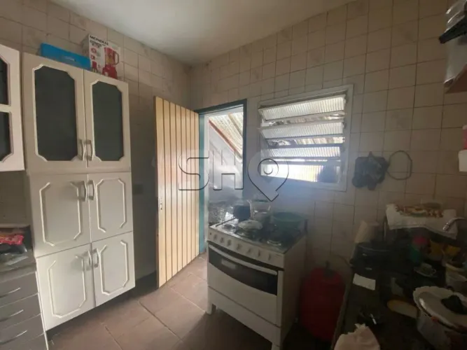 Sobrado á venda com 5 quartos com ediciula.