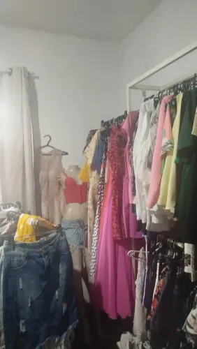 Acabando com bazar roupas baratinhos