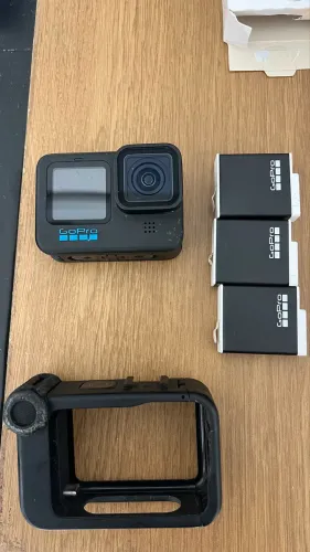 KIT MOTOVLOG - GOPRO HERO 11 + MIDIA MOD + 2 BATERIAS EXTRA 