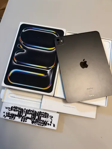 iPad Pro M4 11 polegadas 256gb Wi-Fi + Apple Pencil Pro 