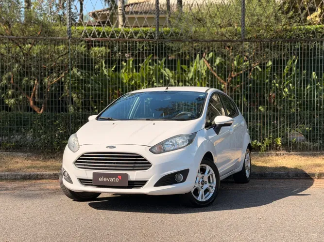 Ford Fiesta SEL 1.6 16V Flex Aut. 5P 2017