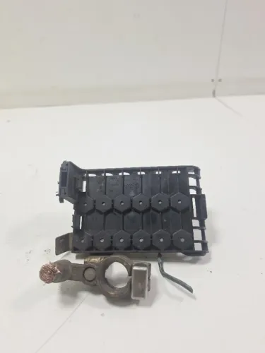 Terminal Caixa Fusivel Bateria Vw Saveiro Gol 2018 19897321