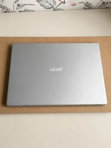 Notebook Acer (novo) aceito troca por iPhone 14 ou acima ou S24 ou acima