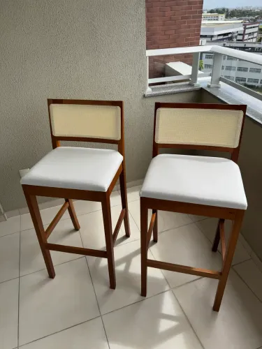 Banquetas de Madeira