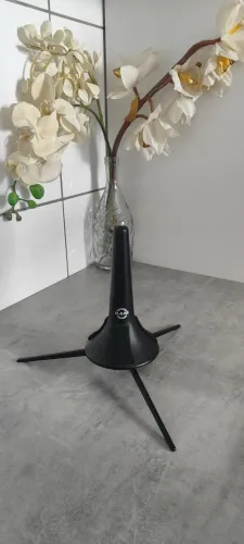 Suporte Trompete K&M 3 pés