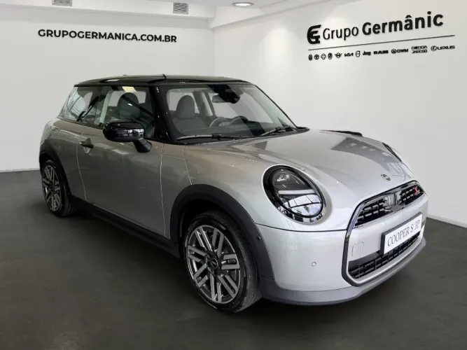 Mini Cooper 2.0 16V Twinpower Gasolina S 2P Steptronic 2026
