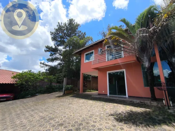 Casa para aluguel no Jardim Botânico: natureza e tranquilidade esperam por você!