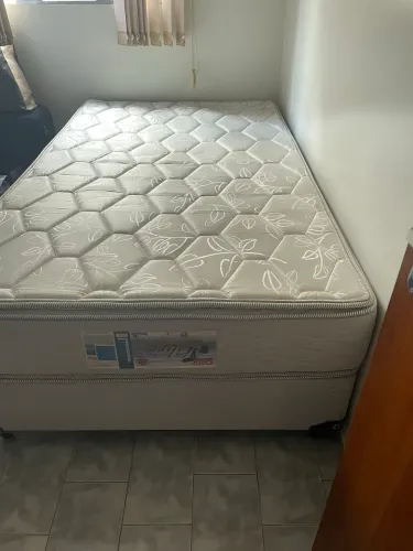 Kit cama box casal Libre 200x120.Colchão+ box.