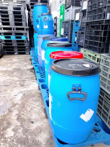 Bombonas plásticas ou camburão