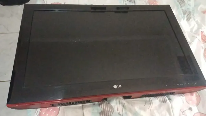 TV LG 32' (Não é Smart)
