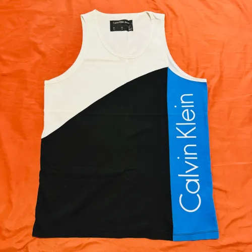 5 Camisetas regatas Originais CK, Osklen, Oxxi e Doctore
