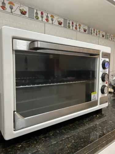 Forno Elétrico Britânia 50 Litros Seminovo
