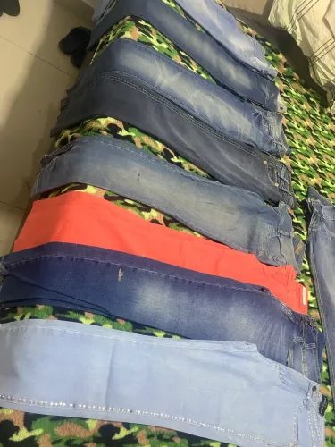 Desapego de calças jeans 36-38