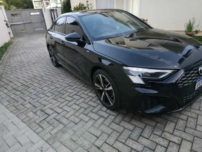 Audi A3 Sed. Perform. Black 2.0 TFSI S-tronic 2023