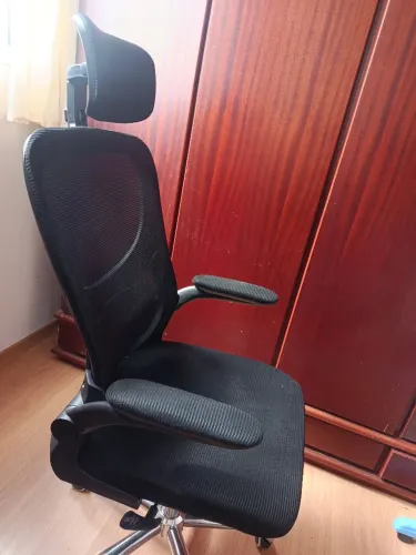 Cadeira ergonomia giratória nova sem nenhum detalhe