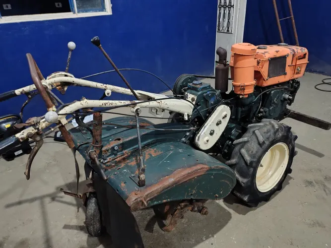 Trator Tobata 9.6 cavalo