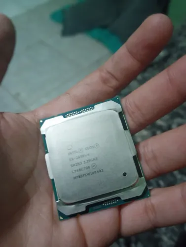 Vendo processador e5 2650 v4