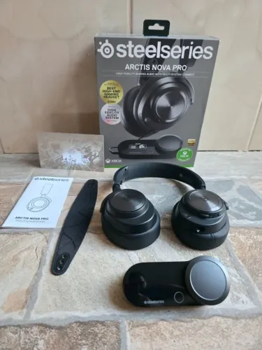 Headset SteelSeries Arctis Nova Pro