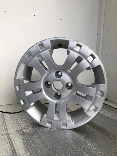 Roda Fiat Strada Locker 2012