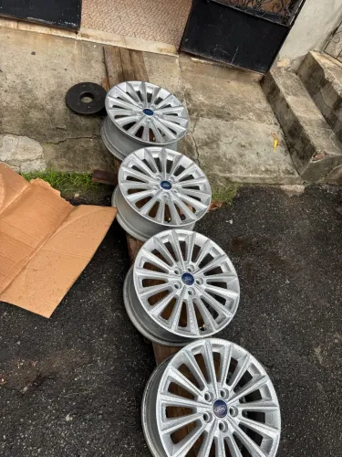 Jogo de rodas Focus titanium 