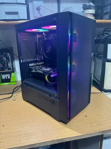 PC GAMER RYZEN 5 + RX 580 | 16GB | SSD M.2