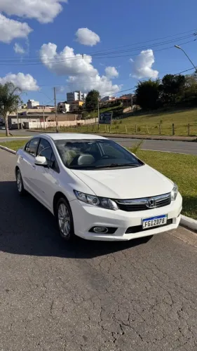 Honda Civic Sedan LXR 2.0 Flexone 16V Aut. 4P 2014
