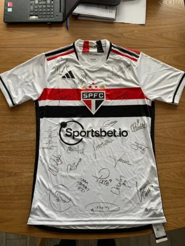 Camiseta Autografada São Paulo - Campeão Copa do Brasil 2023