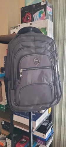 Mochila de excelente qualidade, reforçada!