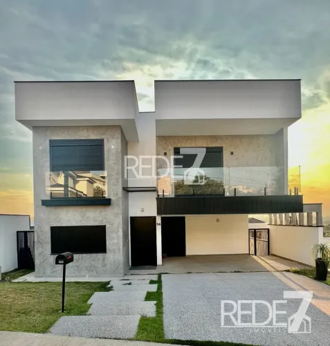 CASA RESIDENCIAL em Campinas - São Paulo, Parque das Quaresmeiras
