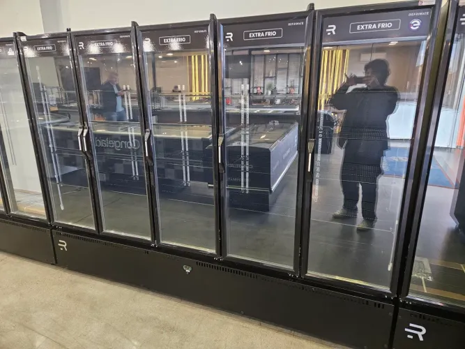 refrigerador 5 portas expositor de frios e bebidas - novo a pronta entrega