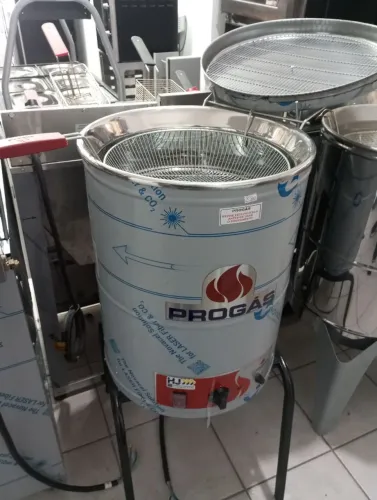NZ. Fritadeira elétrica água e óleo 23 L 8.000w PROGÁS