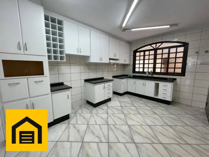 Sobrado com 4 dormitórios para alugar, 440 m² por R$ 6.500,00/mês - Vila Guarani - Mauá/SP