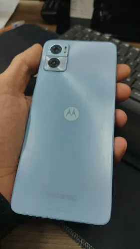 Motorola Moto E22 (usado)