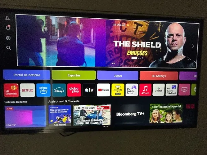 Smart TV LG UHD AI 4K 43" UA75 2025